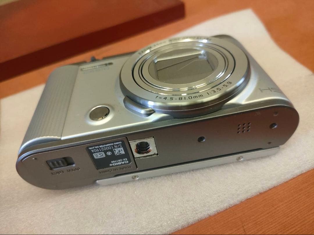 CASIO EXILIM EX-ZR1700 デジタルカメラ