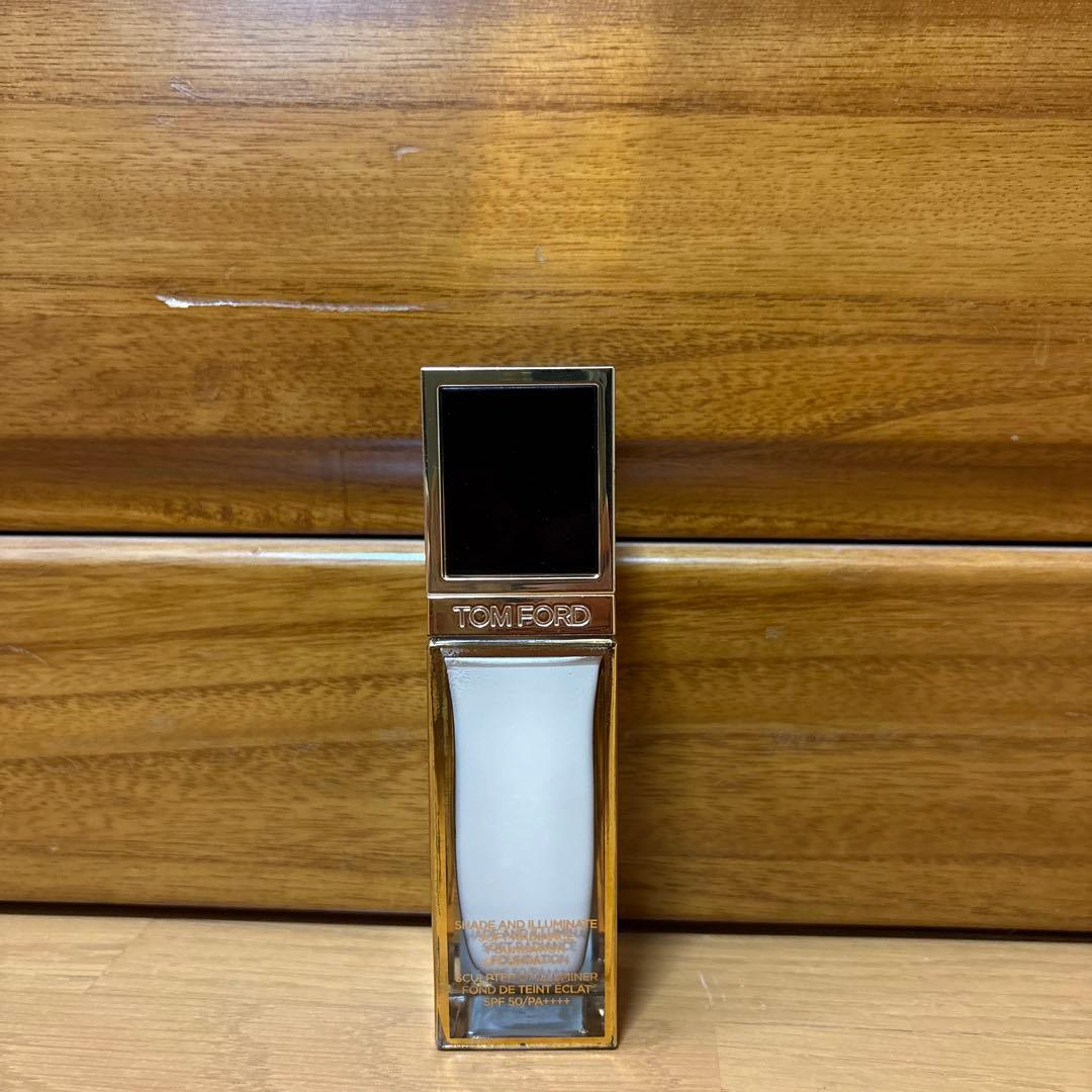 TOM FORD ラディアンス リキッドファンデーション 30ml