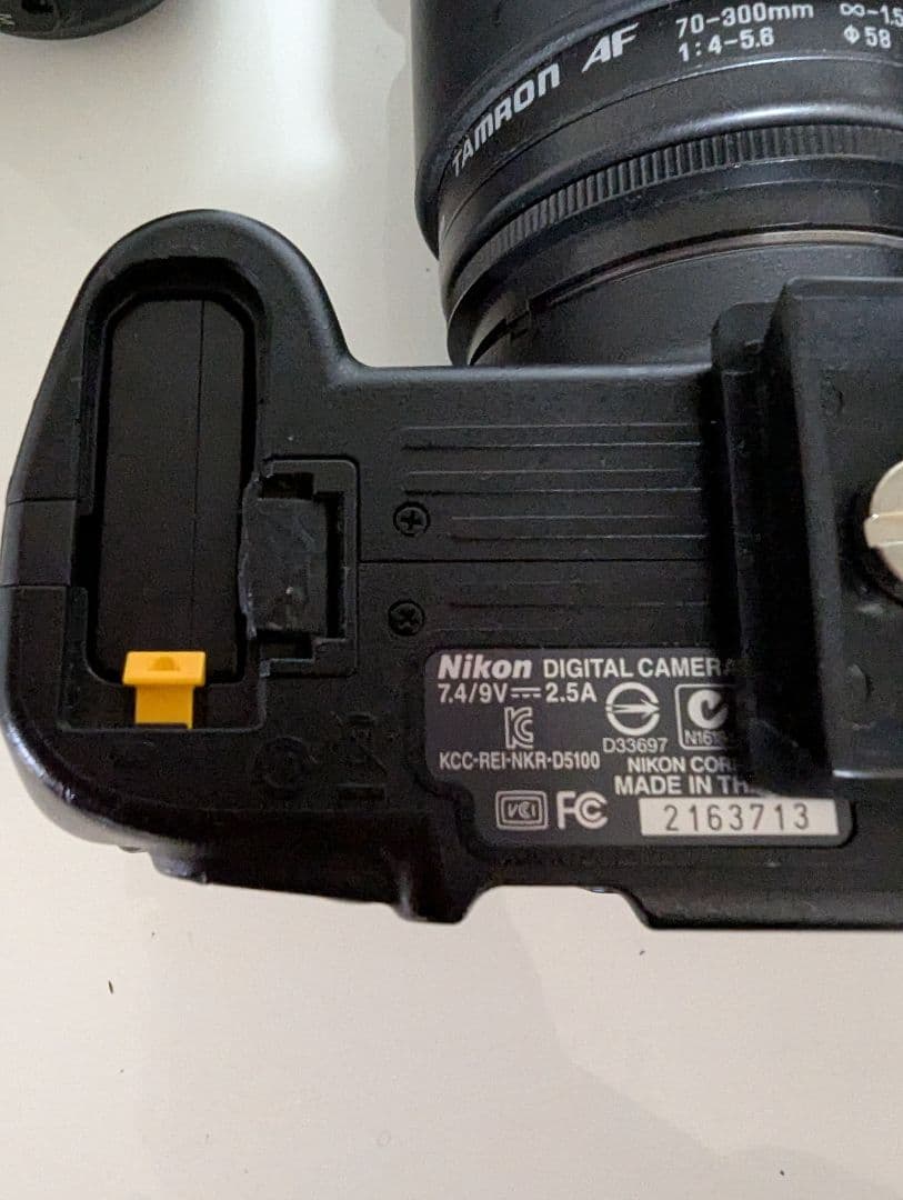 Nikon D5100 レンズ2本セット 液晶難あり ジャンク扱い