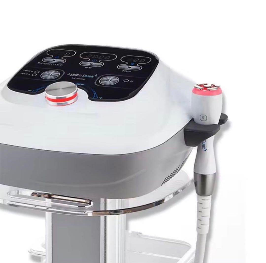 エステ台込！エレクトロポレーション RF美顔器　美容機器　美容液導入