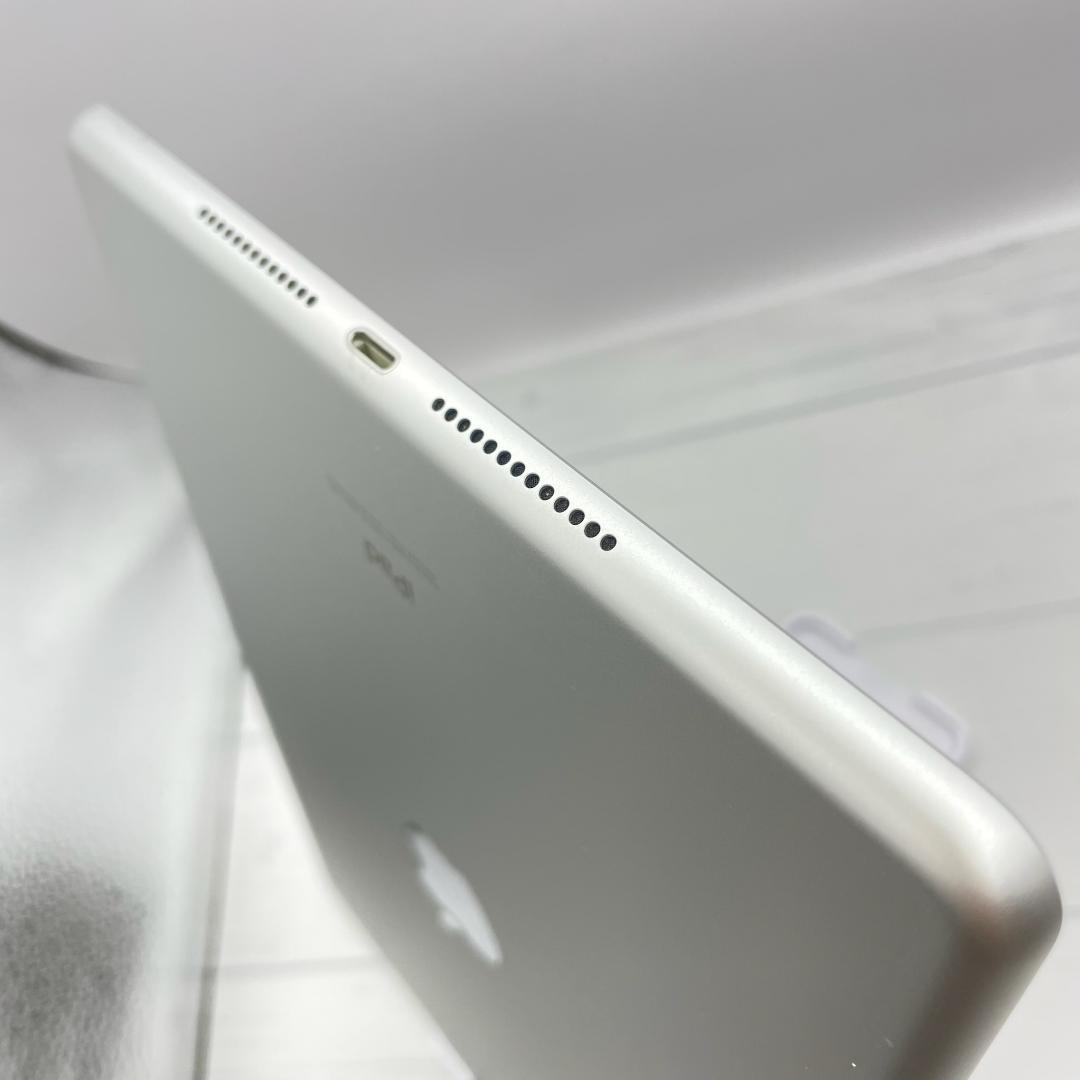 【お値打ちセット】BT97％ iPad 第7世代 キーボードケース＋ペンシル