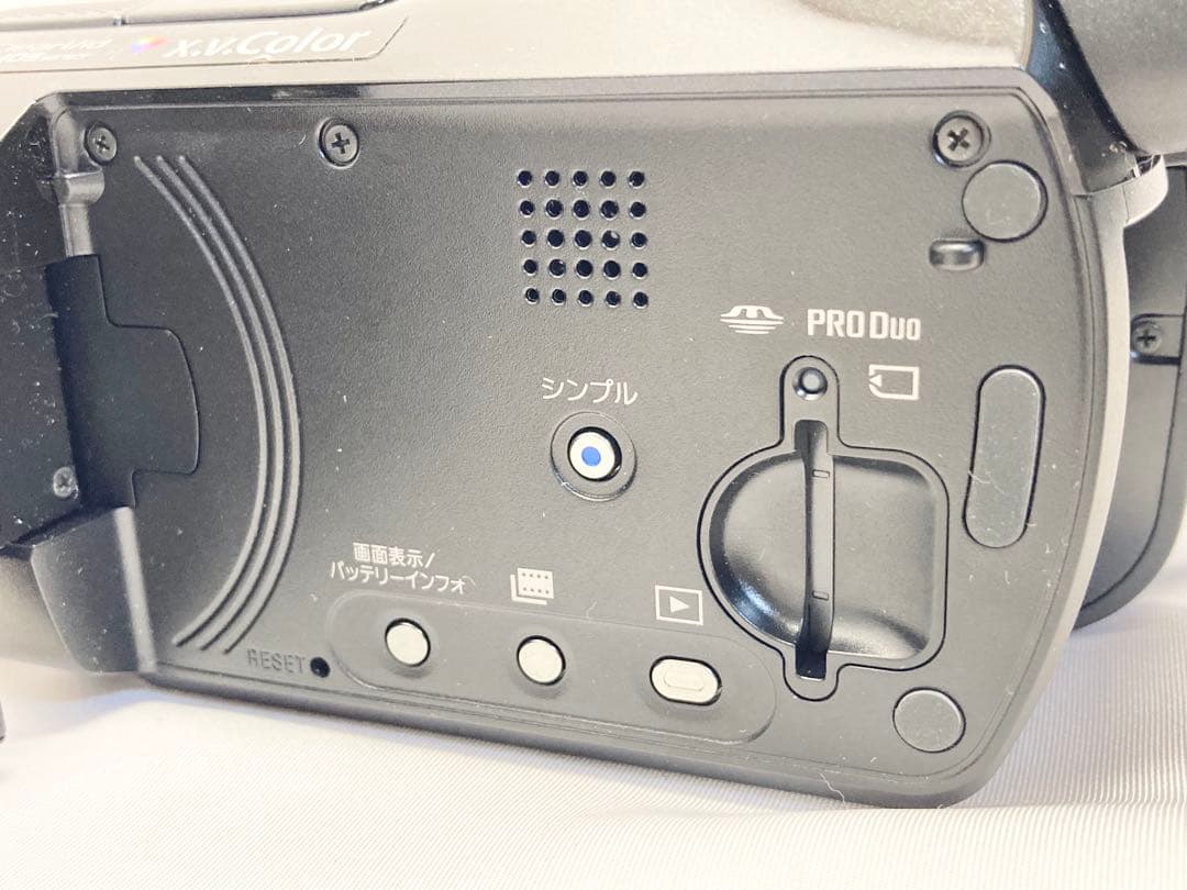 SONY ハンディカム　HDR-SR8