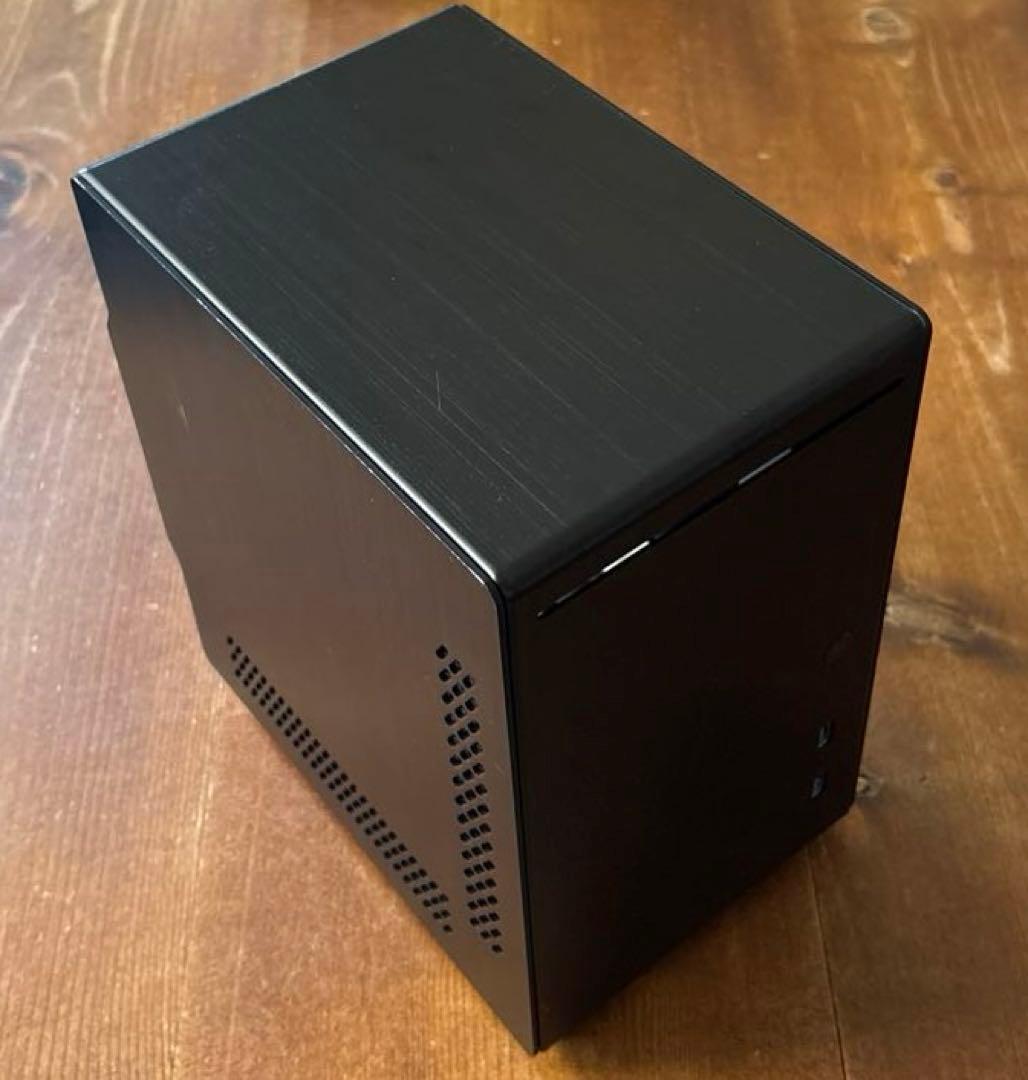 Lian Li PC-Q21 Mini-itx アルミニウム 小型PCケース