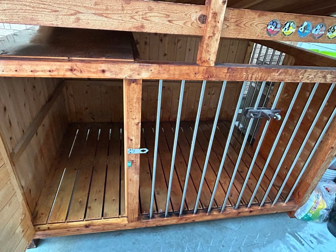 ヒノキの犬小屋