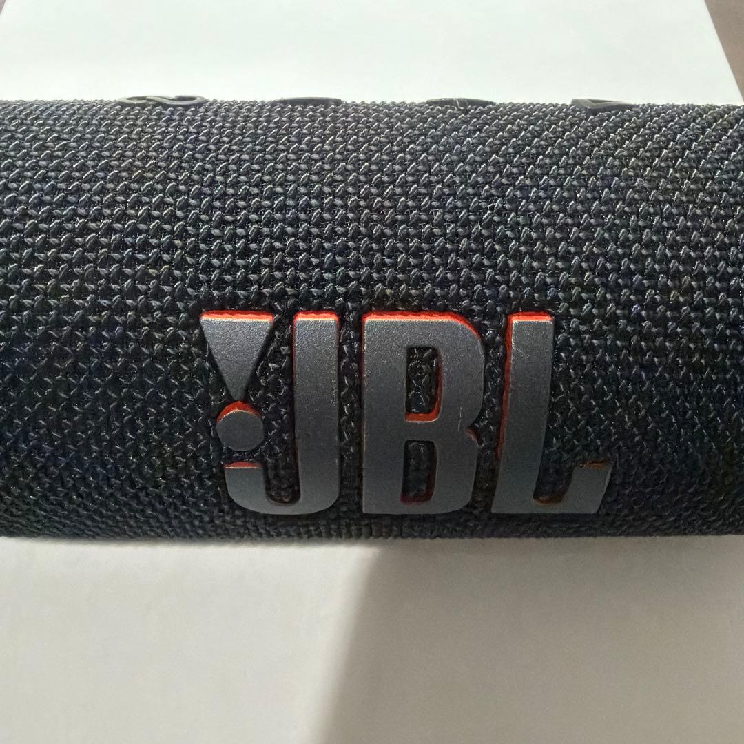 JBL ワイヤレススピーカー ブラック　FLIP6