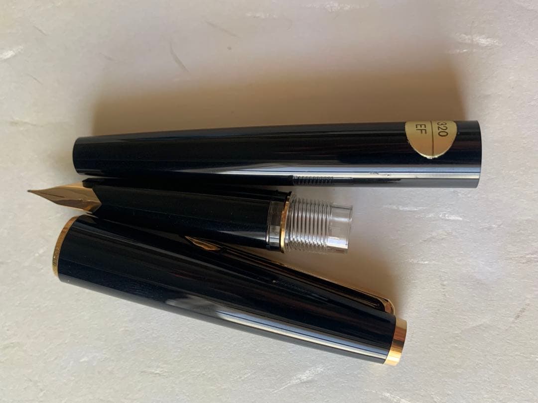 Montblanc モンブラン 320 万年筆 14Kペン先 EF