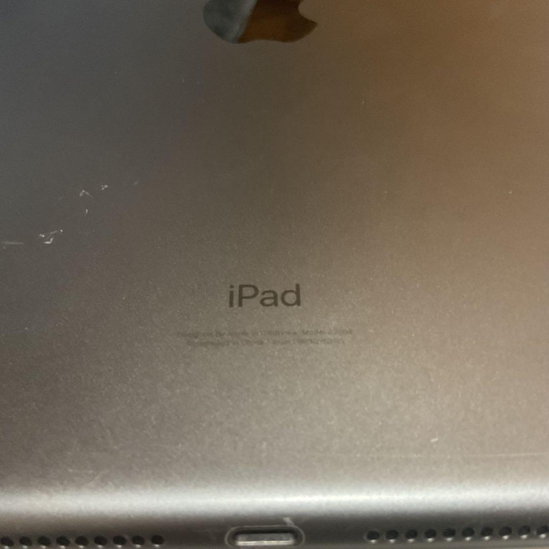 iPad 第9世代　wifi+cellular スペースグレイ　本体