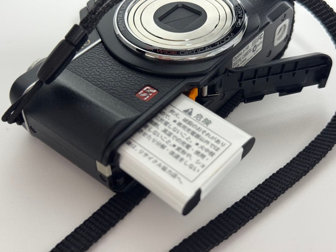 希少ブラック！ PENTAX Optio I-10 レトロ一眼デザイン