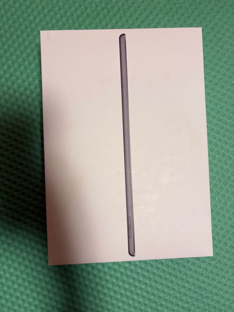 Apple iPad (第8世代) 128GB wifiモデル