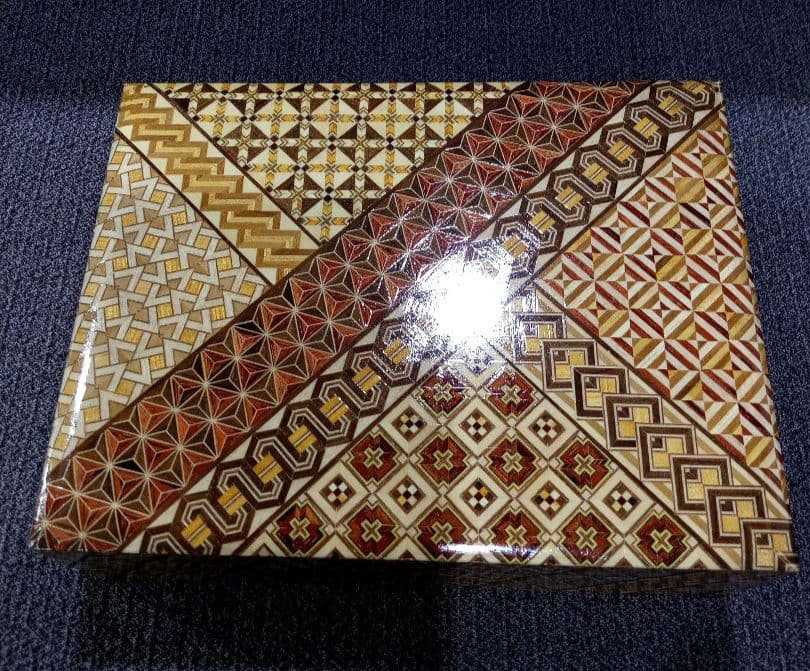 未使用　伝統工芸品　箱根寄木細工　小物入れ　木箱　小箱