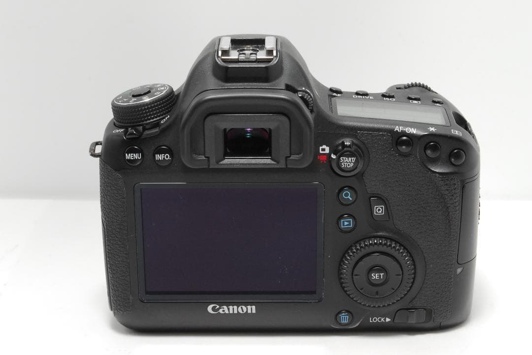 【Wi-Fi搭載　フルサイズモデル】Canon 6D　スマホ転送　高速AF・連写