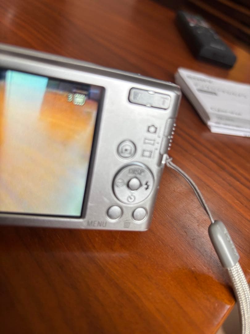 ⭐︎ 箱付き　充電器あり　ソニー SONY DSC-W830 サイバーショット　⭐︎