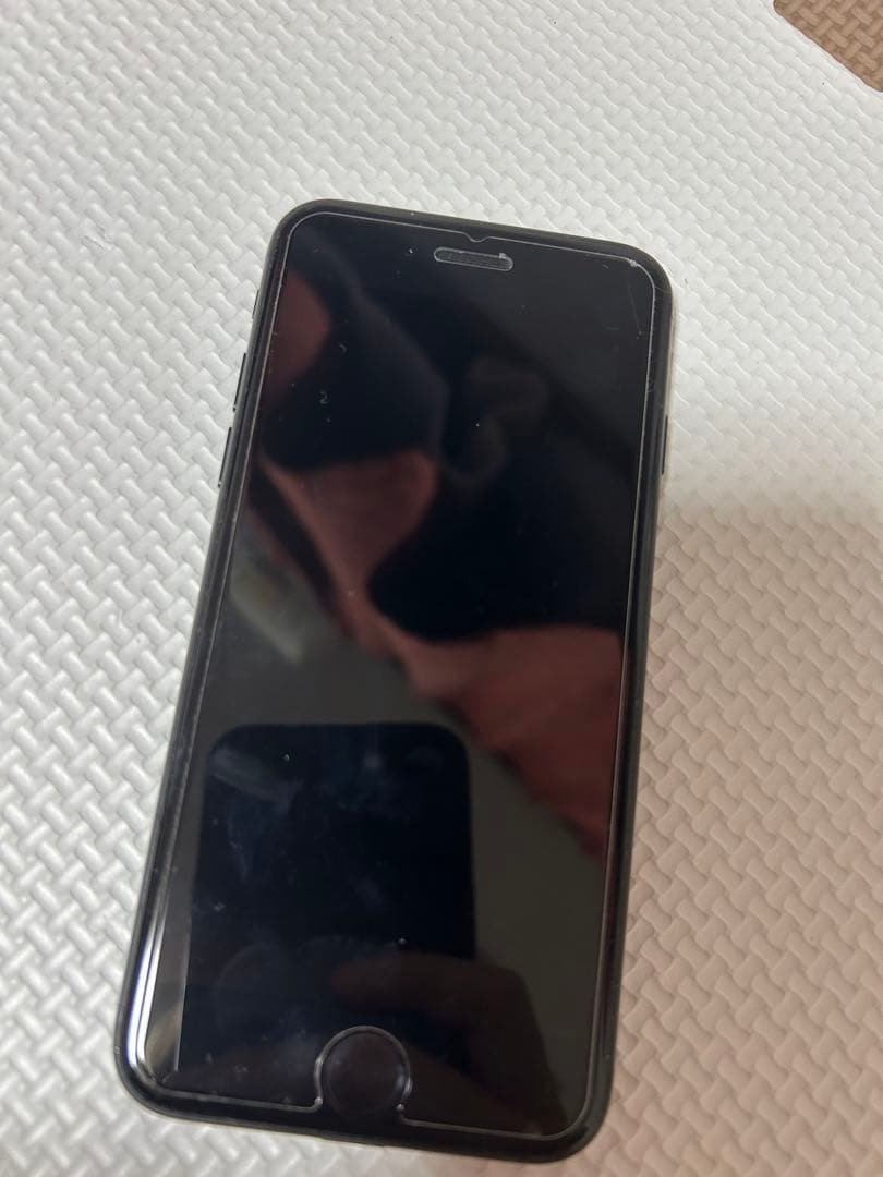 バッテリー100 iPhone7 32GB ブラック