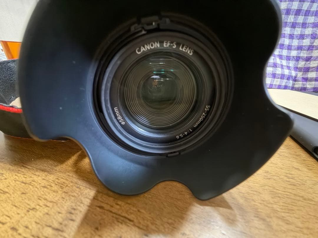 Canon EOS X4 デジタル一眼レフ レンズ２本付き　カメラ