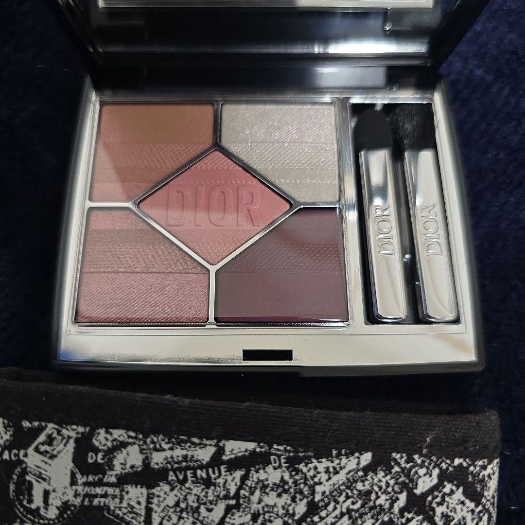 Diorショウ　サンク　クルール９８３番 アイシャドウパレット 限定入れ物付き