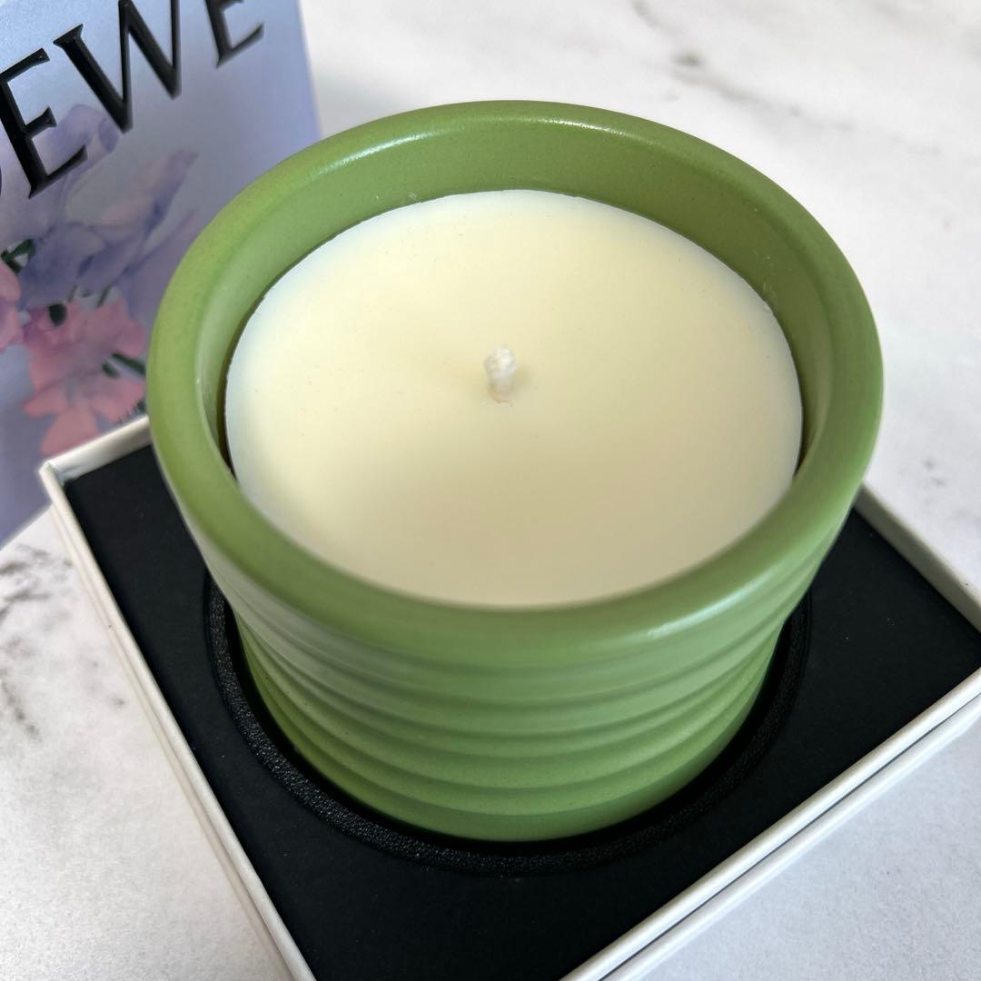 未使用　LOEWE アロマキャンドル Luscious Pea