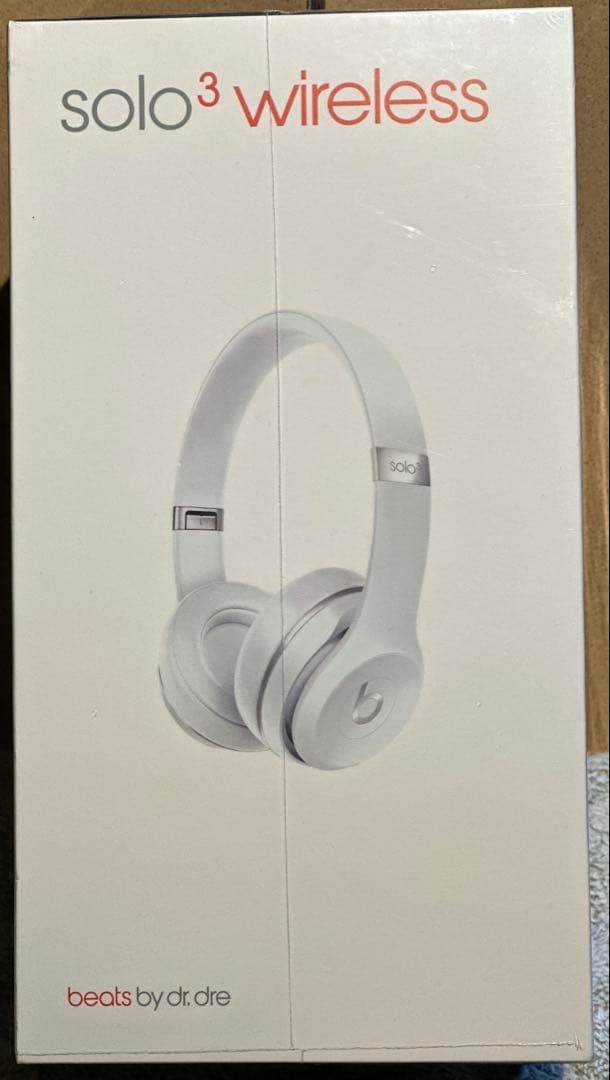beats solo3 wireless シルバー　新品・未開封
