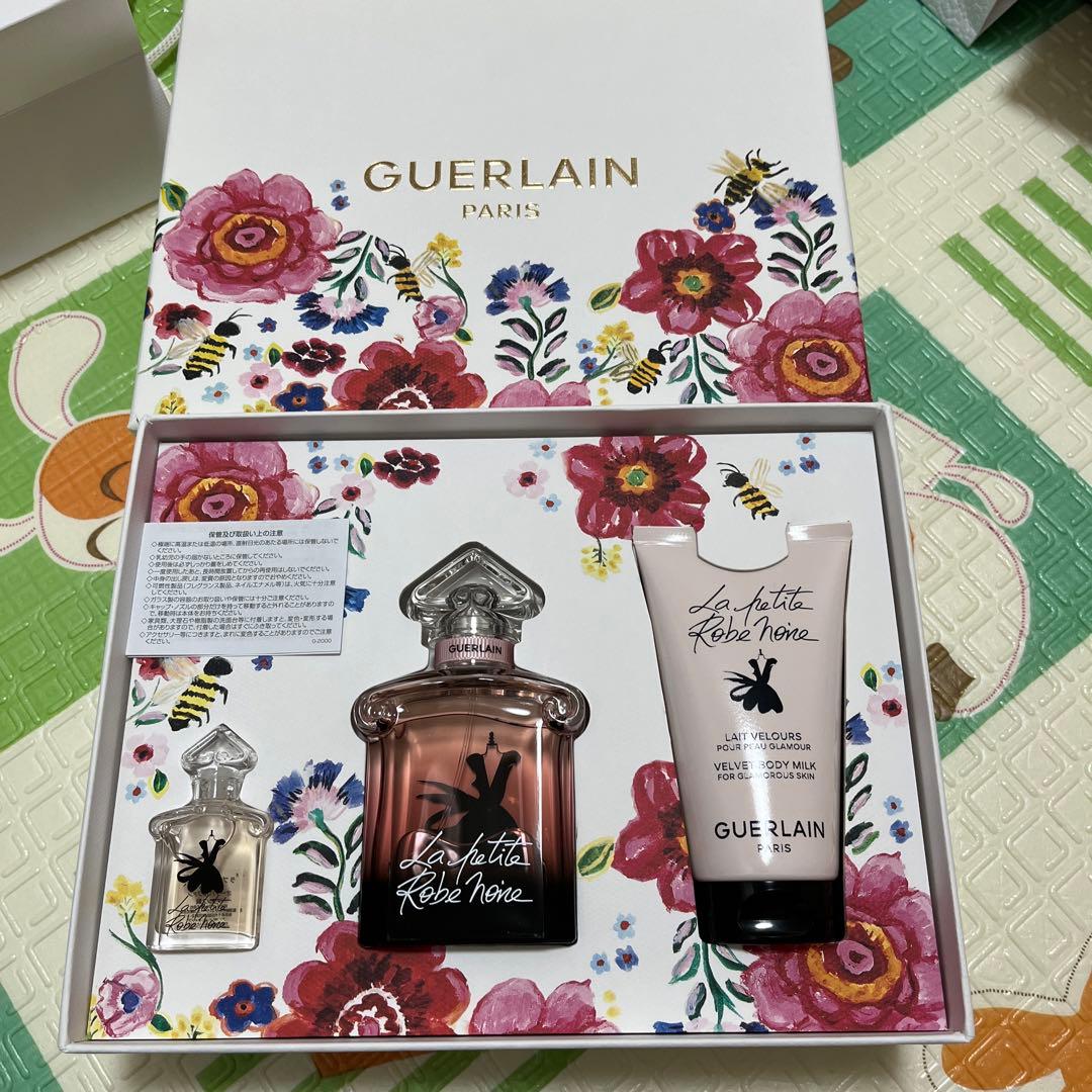 GUERLAIN PARIS 香水，ボディローションセット花柄ギフトボックス