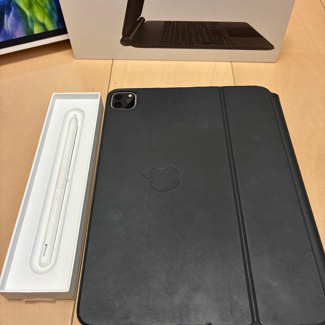 iPad Pro 11 第2世代 Magic Keyboard 256G