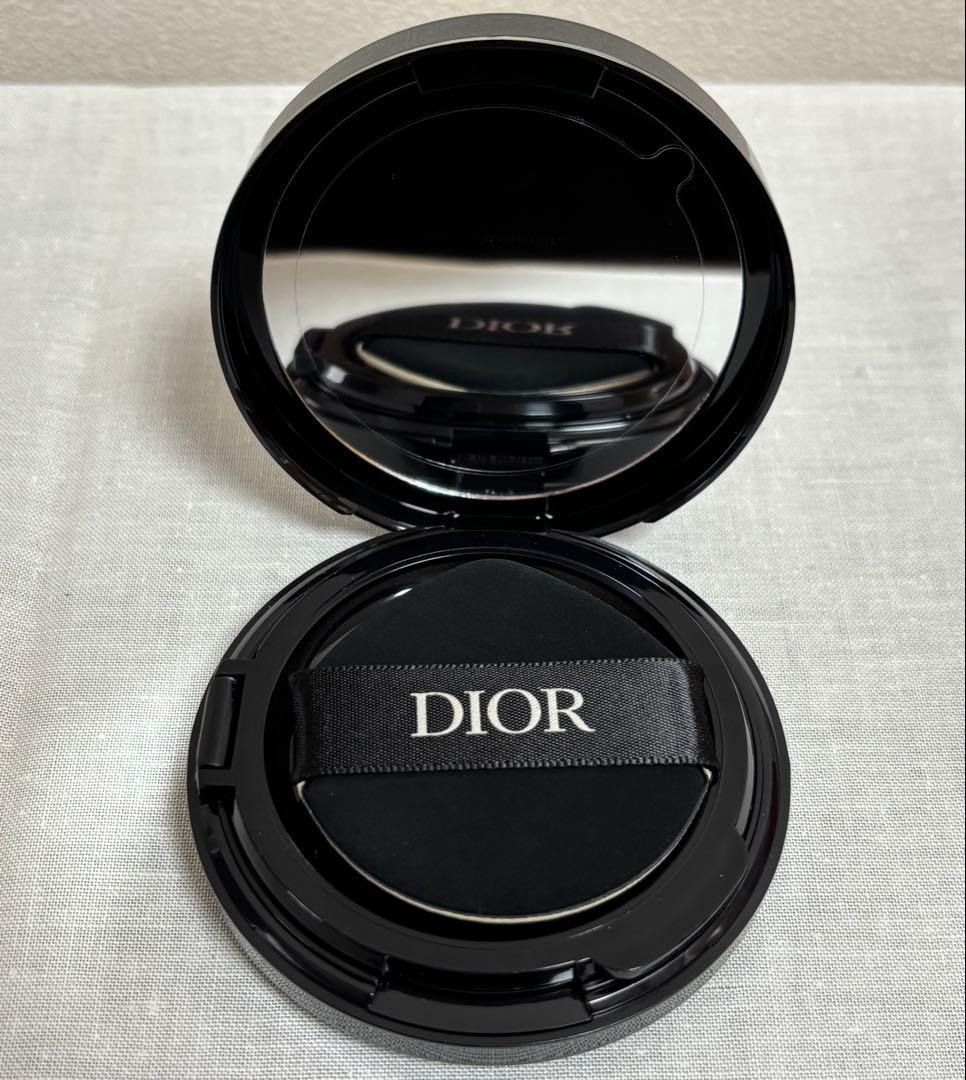 Dior スキンフォーエバー クッションファンデ ケース付き ディオール 00N