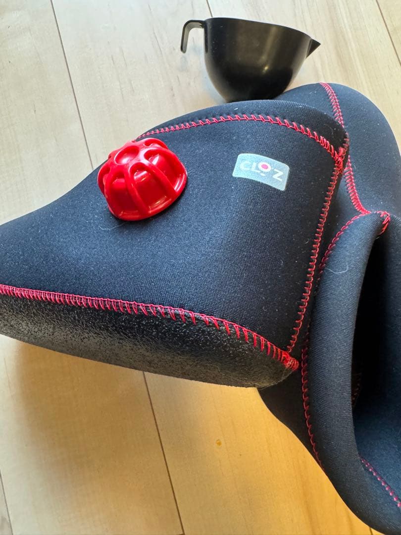 美品▪️CLOZ 湯たんぽ ブラック　計量カップ付　ショートタイプ