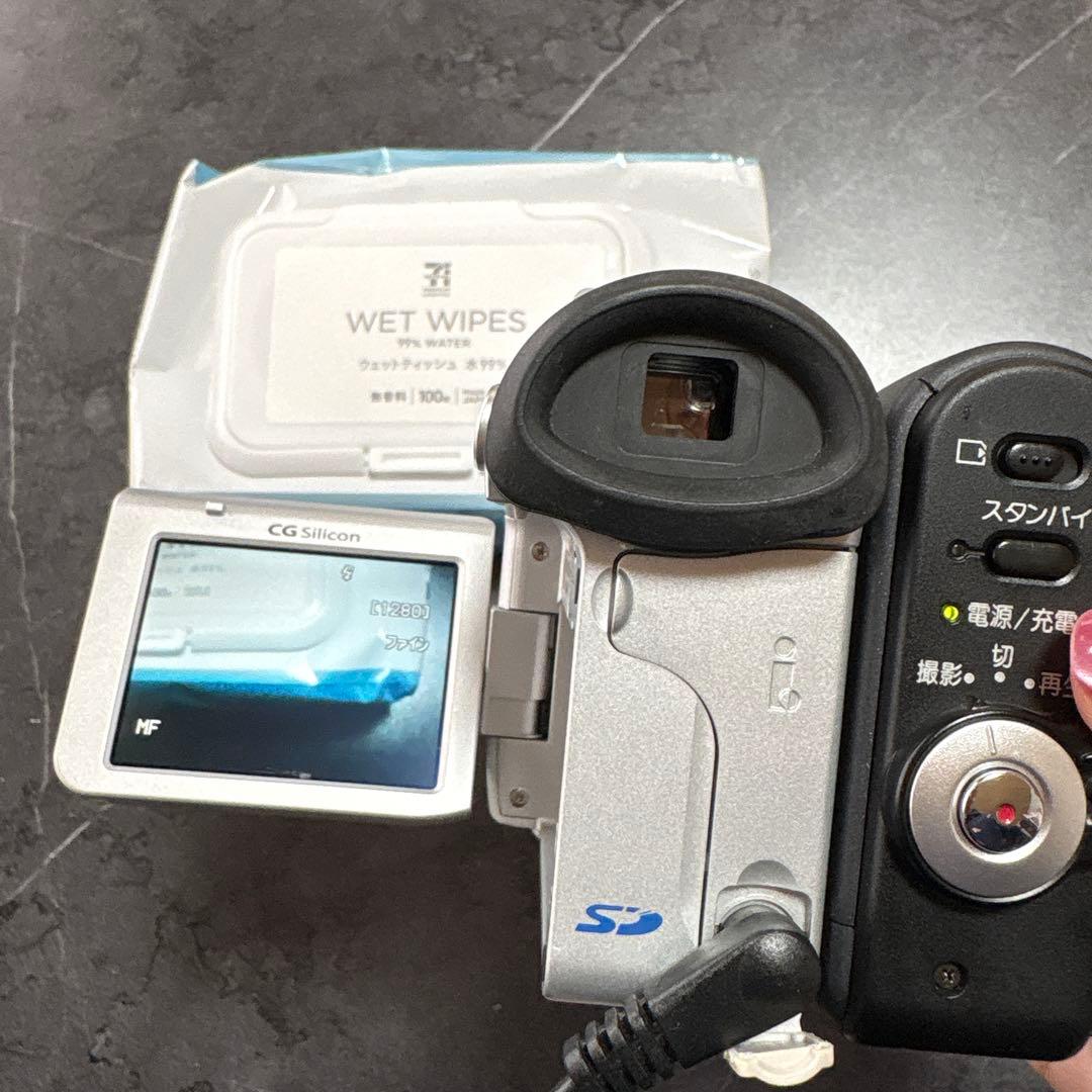 【SHARP】シャープのデジタルビデオカメラ「Viewcam Z VL-Z7」