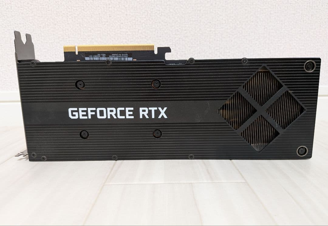 NVIDIA GeForce RTX 3070 Ti グラフィックボード