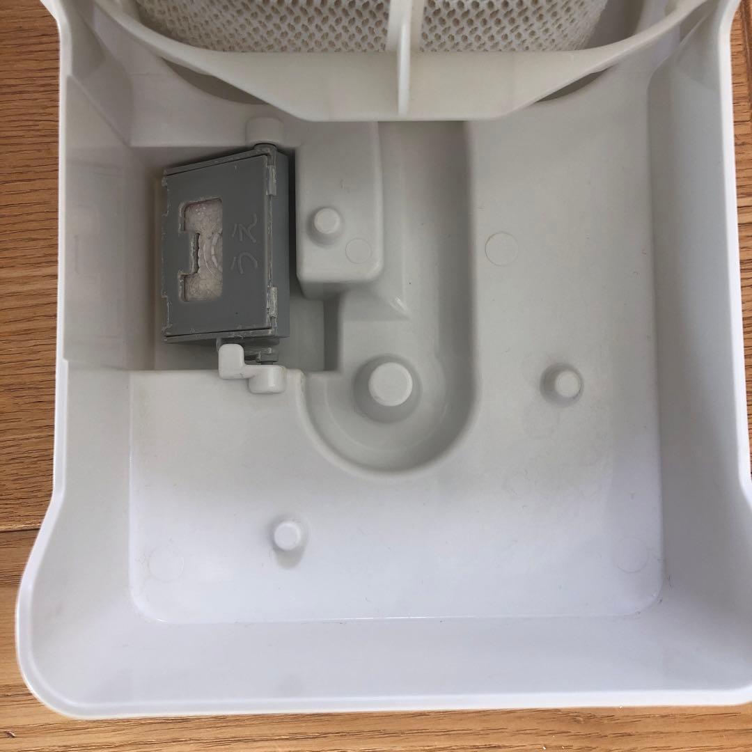 Panasonic 置き型加湿器 ホワイト