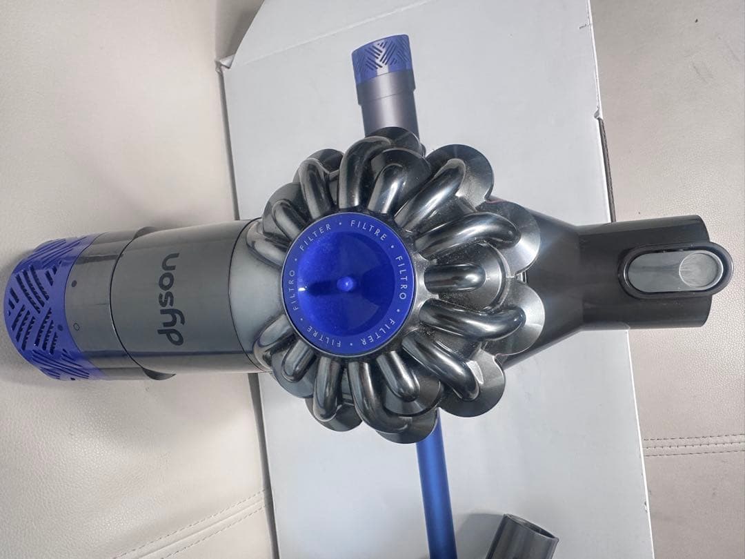 dyson sv09 (Dyson V6 Fluffy) コードレス掃除機