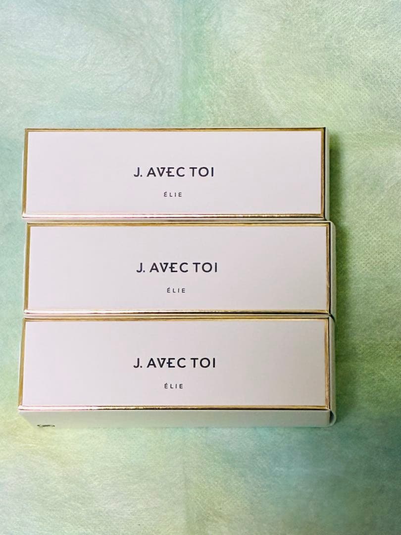 ★新品未開封★ J.AVEC TOI バイタライジングセラムネオ エリー