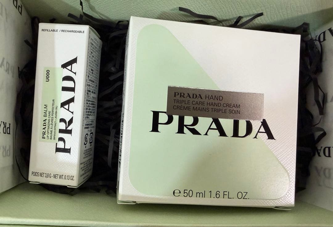PRADA ハンドクリーム & リップクリームセット