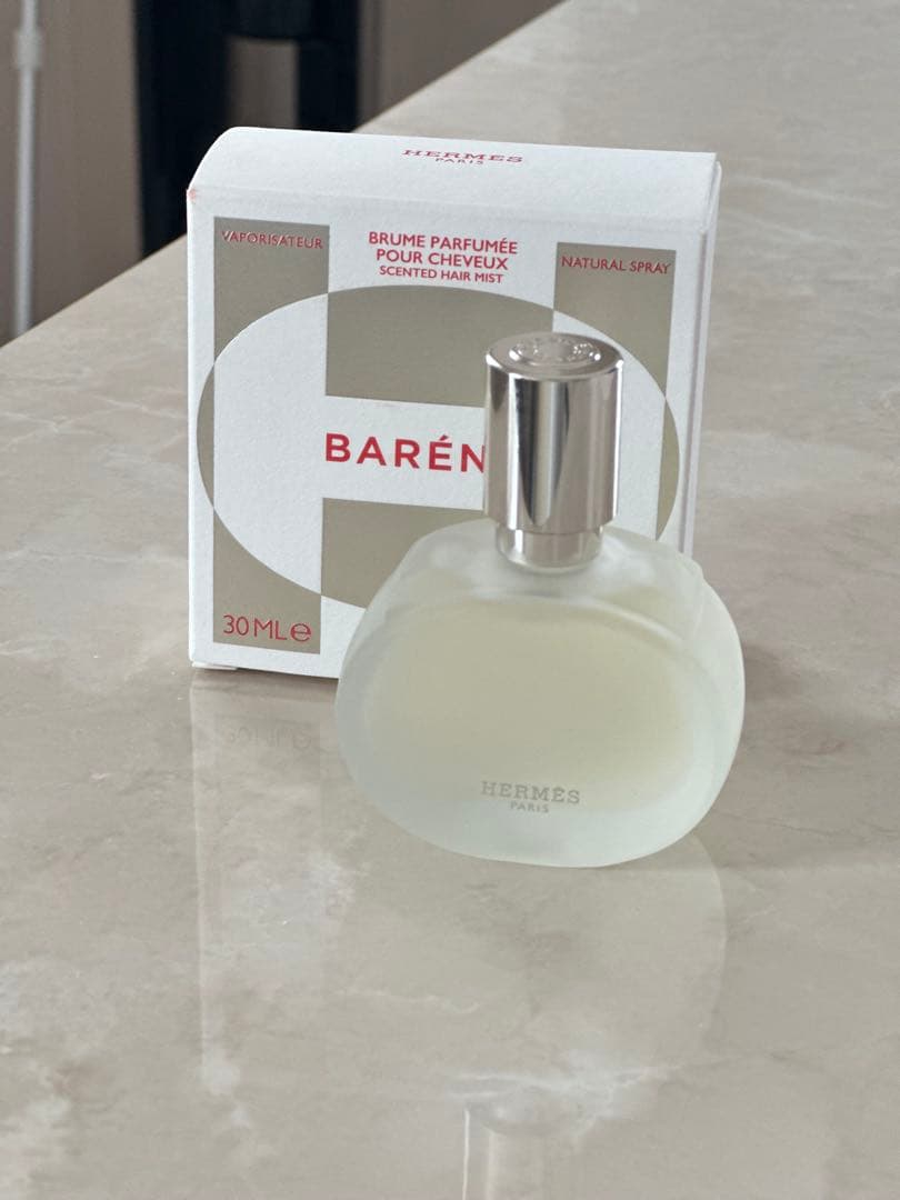 【プッシュ未】新品HERMES エルメス　バレニア 紙袋あり30ML