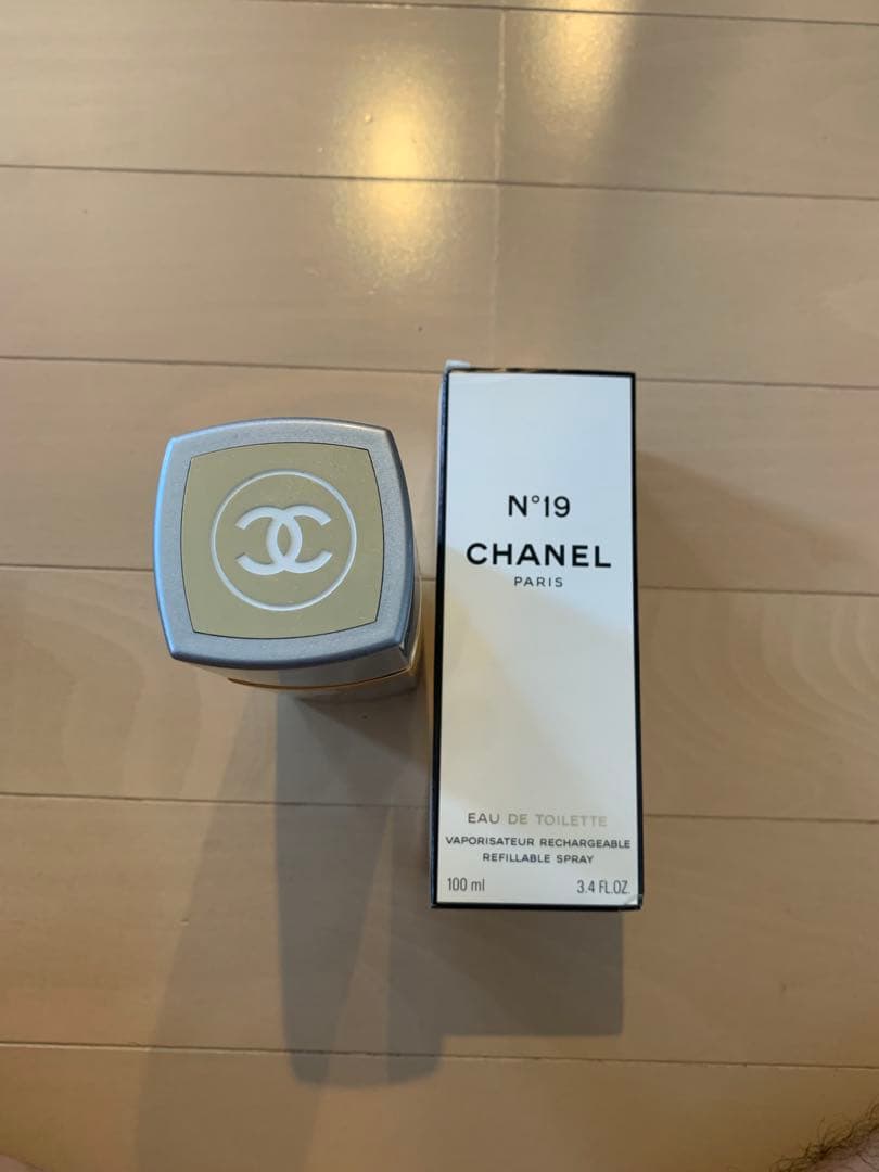 CHANEL N°19 Eau de Toilette 100 ml