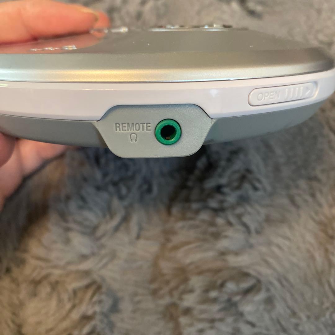 SONY D-NE241 ポータブルCDプレーヤー
