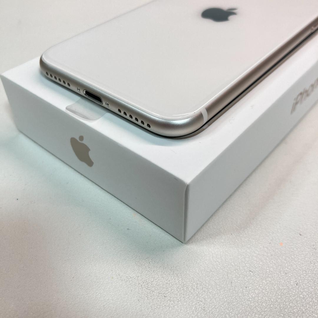 iPhoneSE3 128gb【極美品☆新品バッテリー】