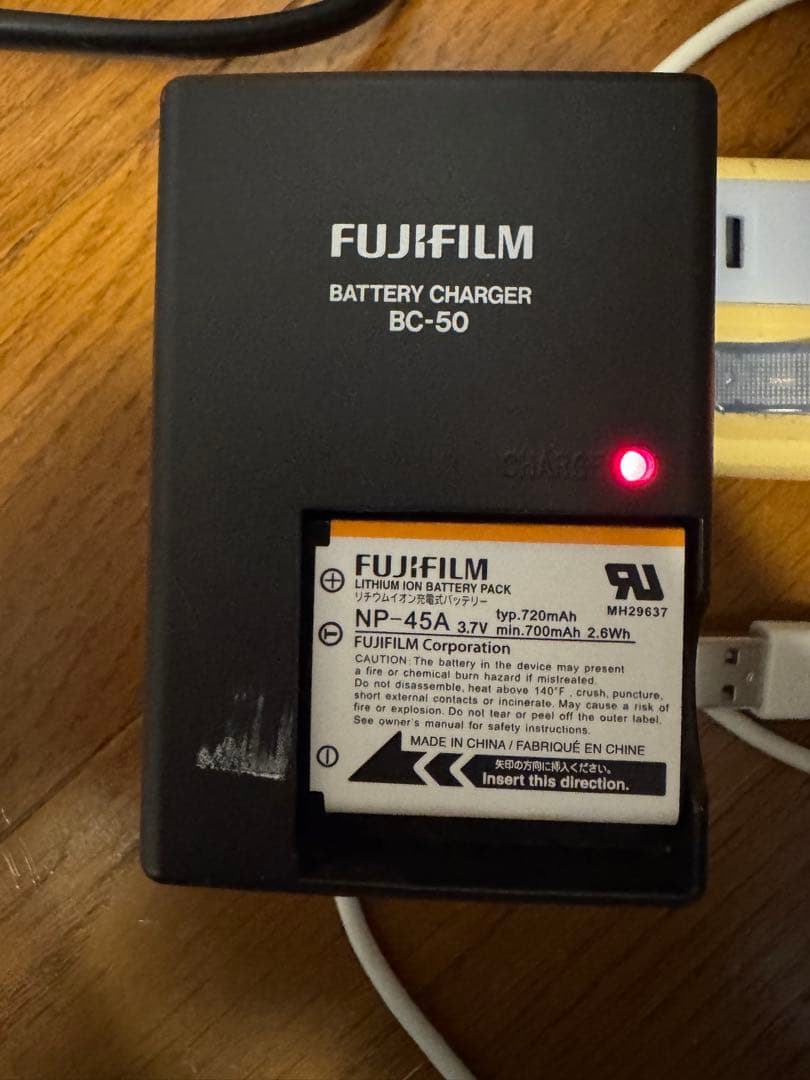 FINEPIX Z1100 EXR コンパクトデジタルカメラ
