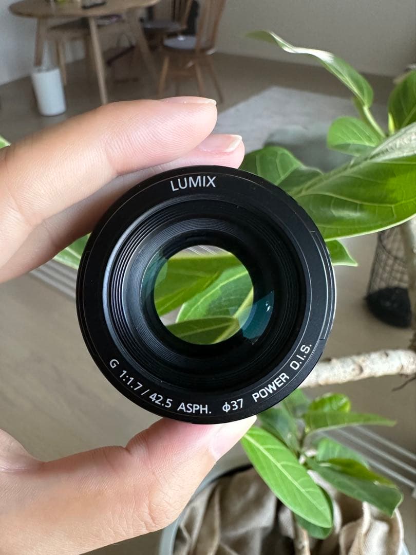 【週末SALE】LUMIX 42.5mm f/1.7 単焦点レンズ