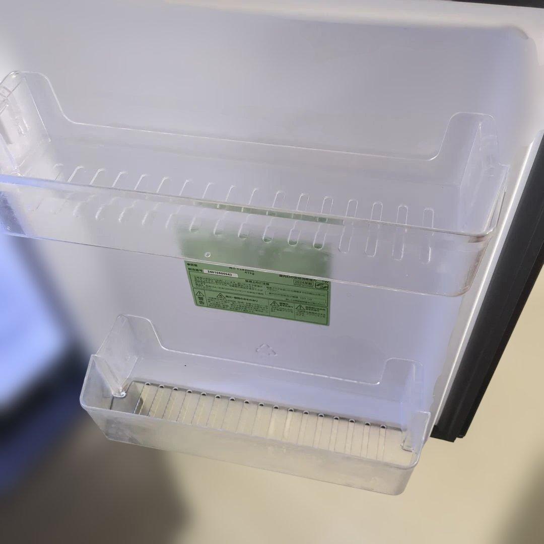 アイリスオーヤマ 冷凍冷蔵庫 IRSN-15B 154L 美品 床保護マット付き