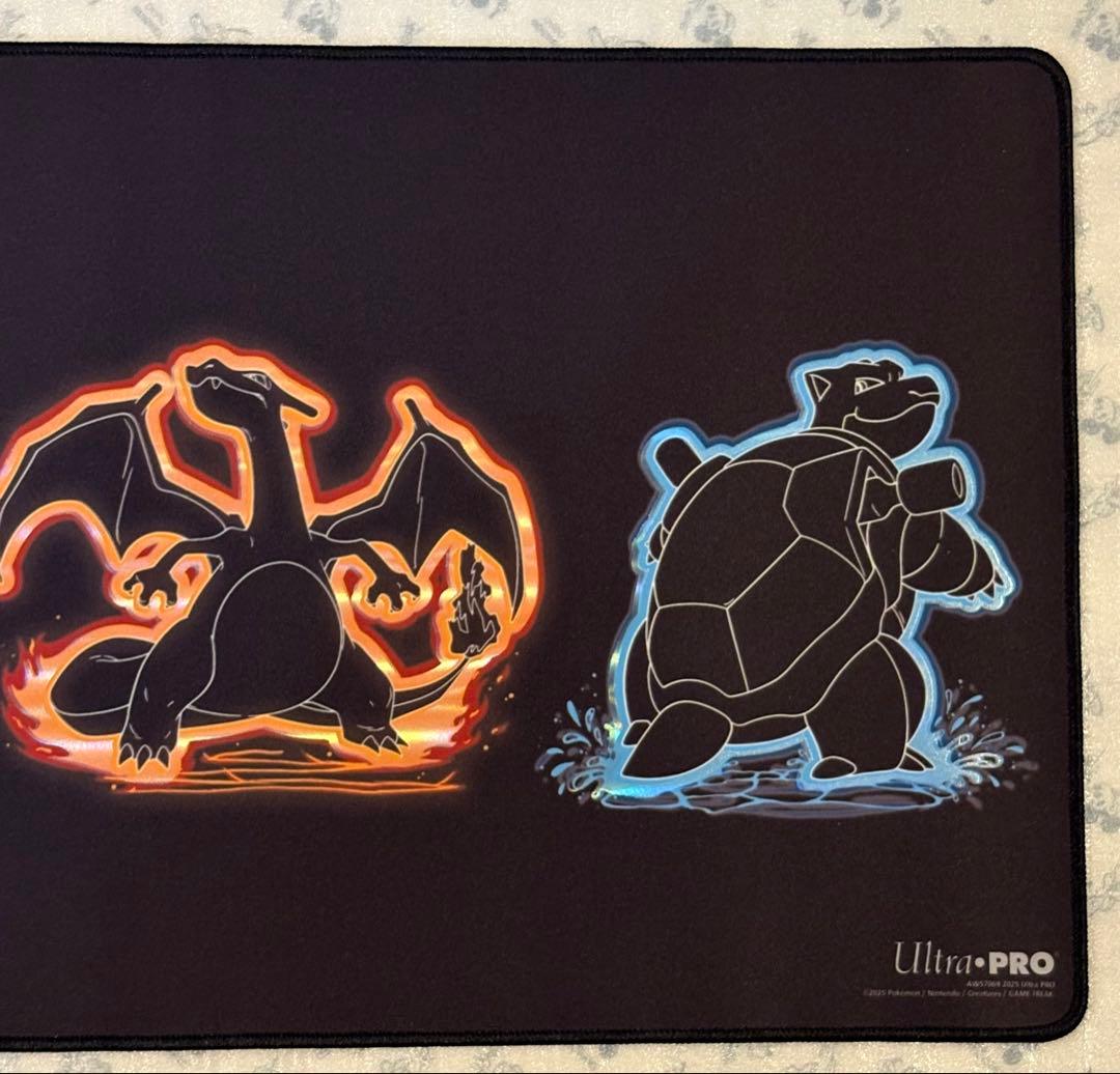 カントー 御三家 ネオン プレイマット ポケモンカード 公式品