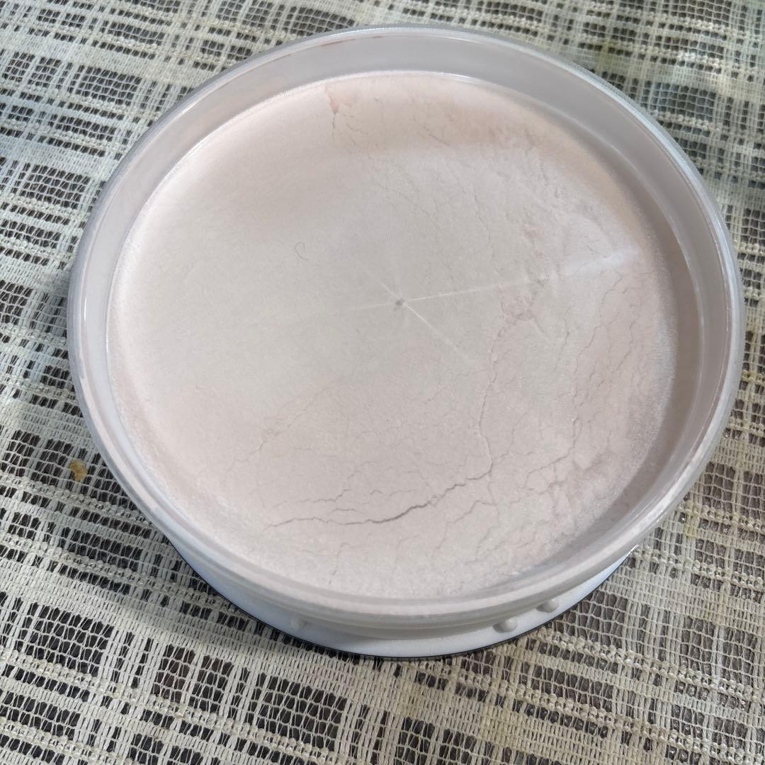 シャネル　CHANEL POUDRE APRES BAIN バスパウダー