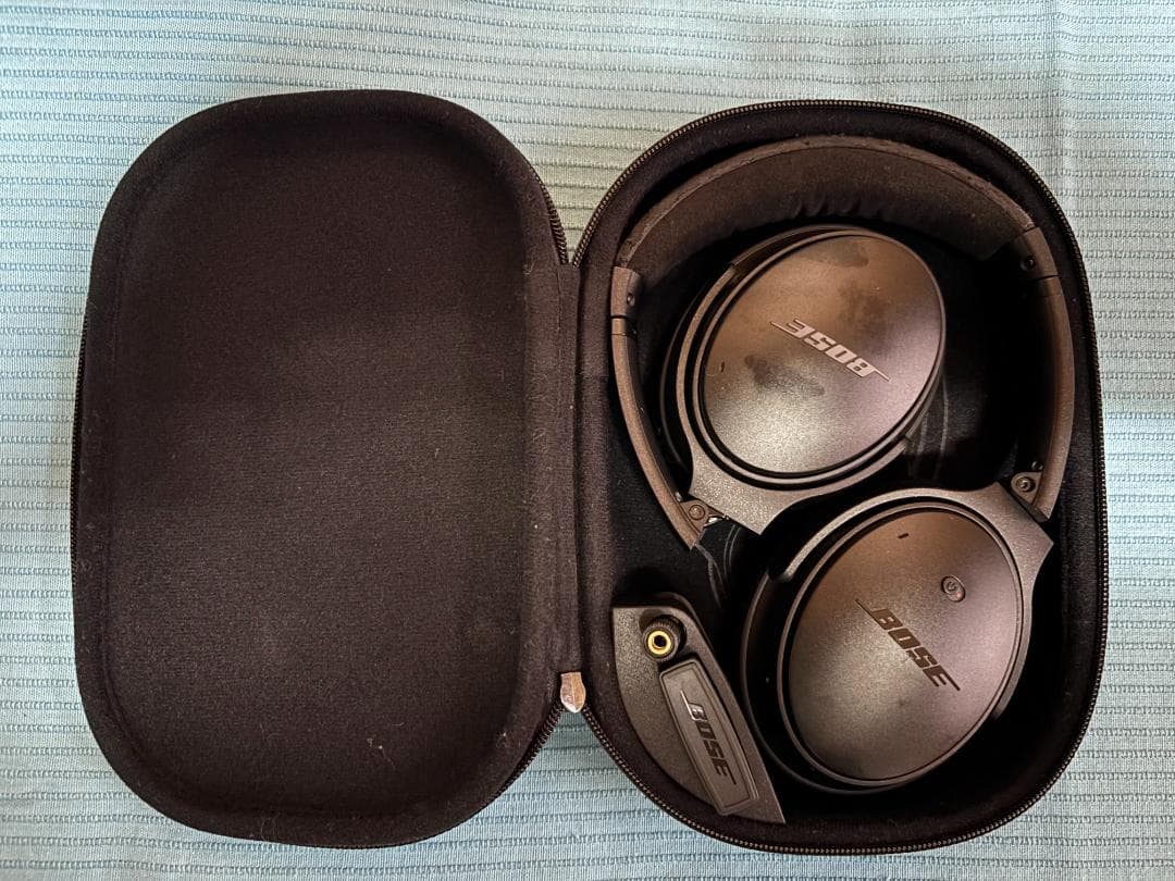 Bose QuietComfort 25 ノイズキャンセリング　ヘッドホン