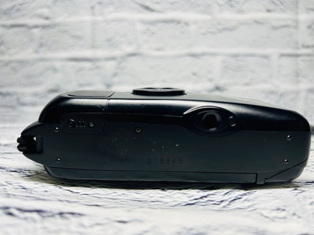KYOCERA 京セラ Slim T Carl Zeiss Tessar