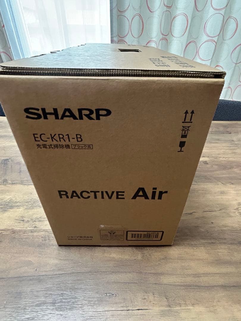 SHARP EC-KR1-B スティッククリーナー　充電式掃除機　ブラック