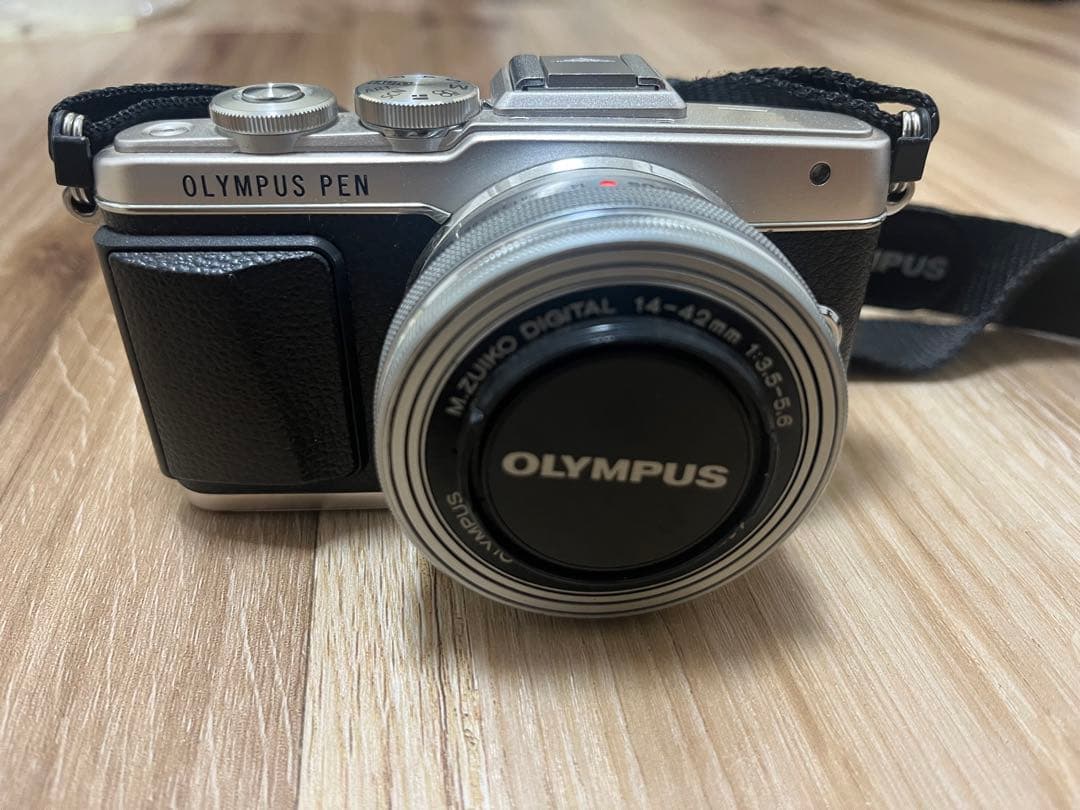 OLYMPUS PEN E-PL7 ミラーレス一眼