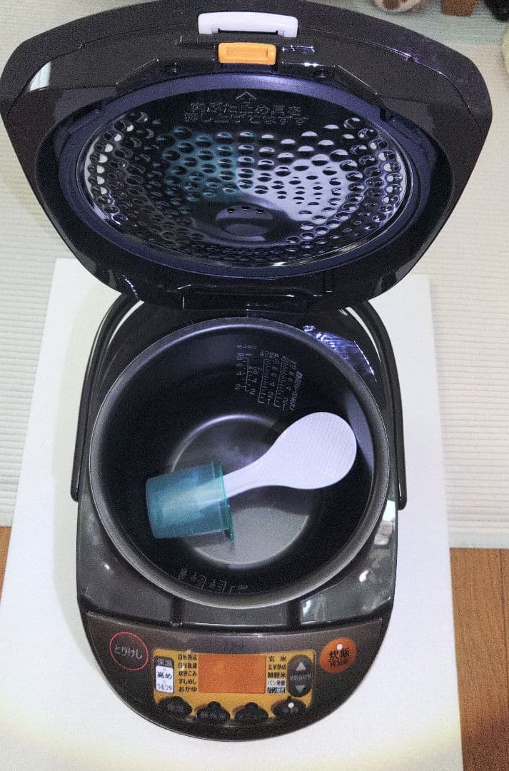 Zojirushi NP-VJ18-TA 炊飯器 1.8L ブラウン