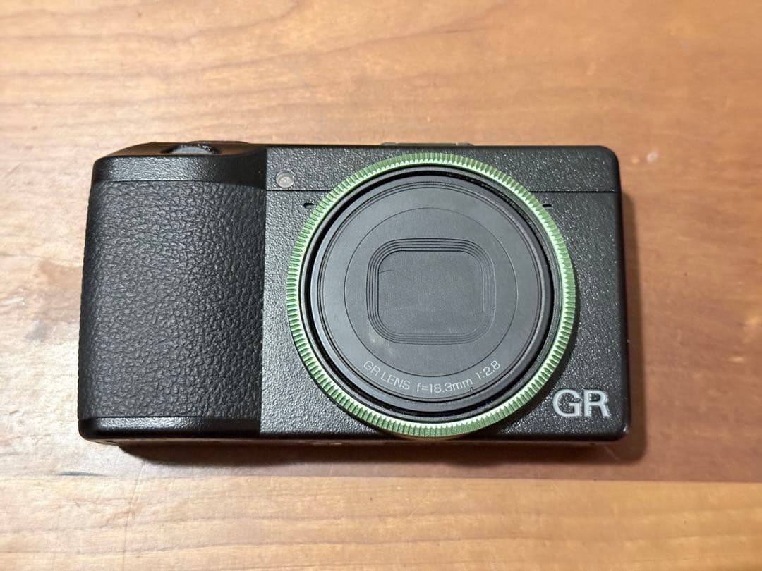 RICOH GR III（ショット5035回美品）純正付属品多数