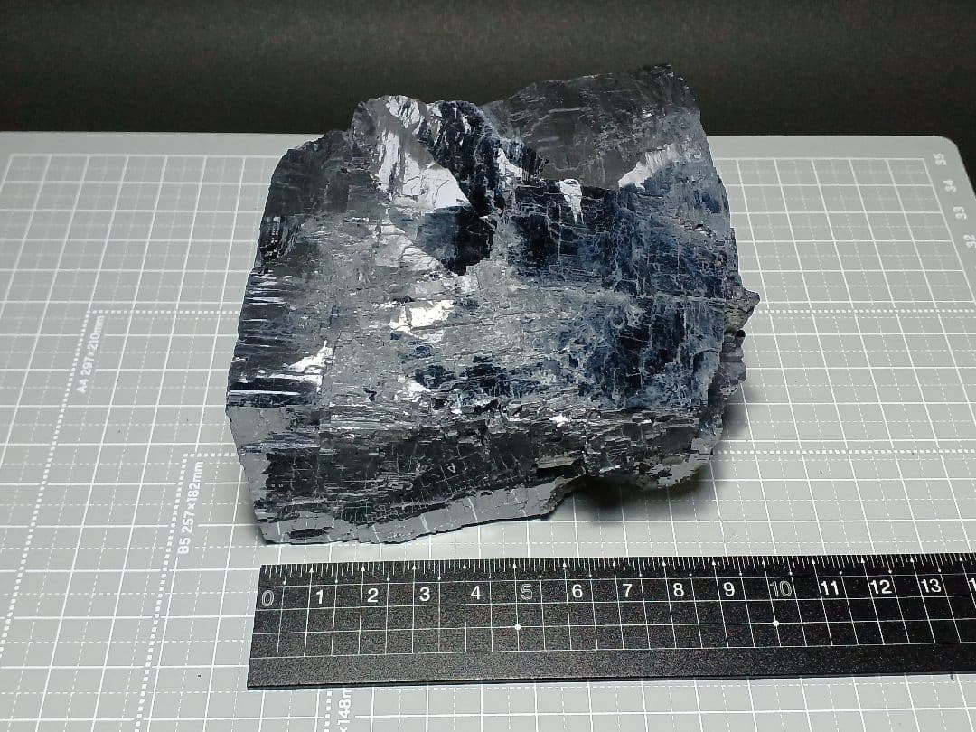 巨大　2.3kg　方鉛鉱　原石　ガレナ　鉱物標本