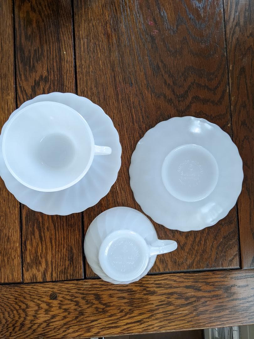 美品しファイヤーキングアンティークティーカップ2個セット