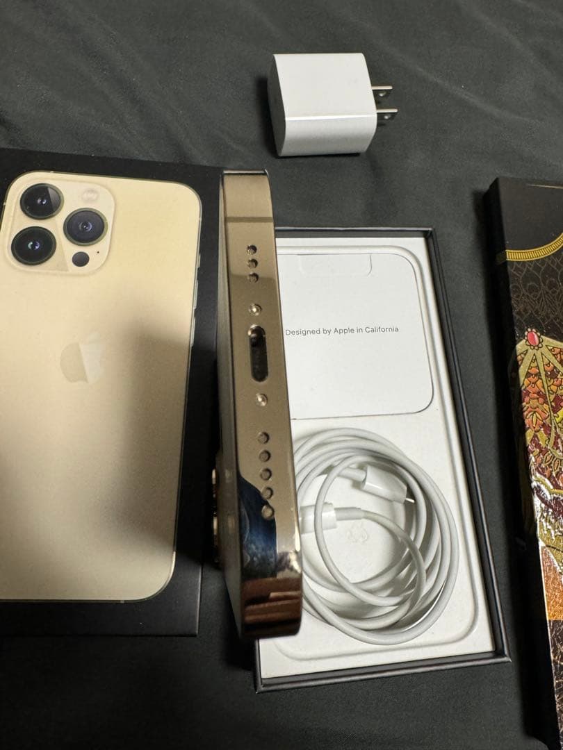 【美品】Iphone 13 Pro 256GB ゴールド シムフリー セット