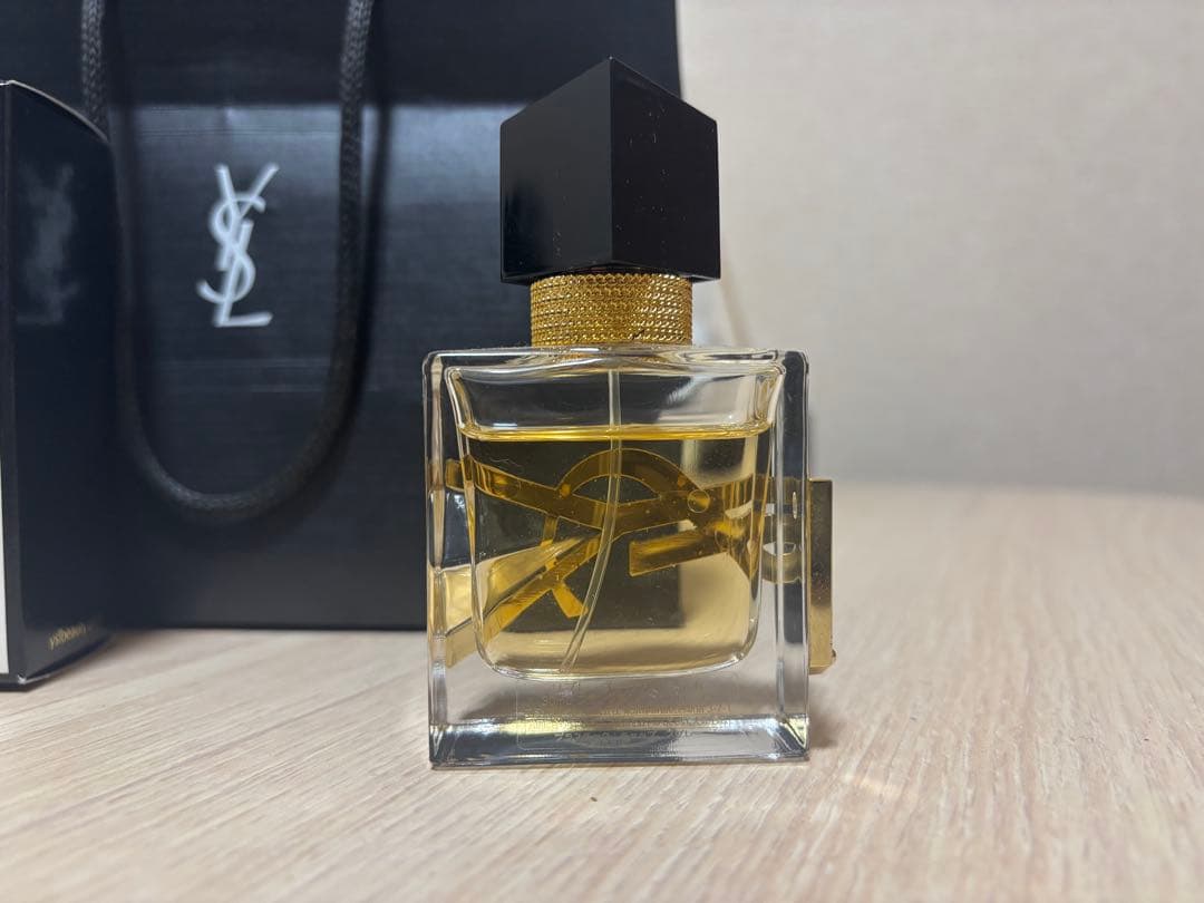 Yves Saint Laurent LIBRE 香水 リブレ30ml